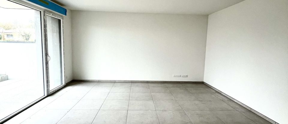 Apartment 3 rooms of 66 m² in Kembs (68680)