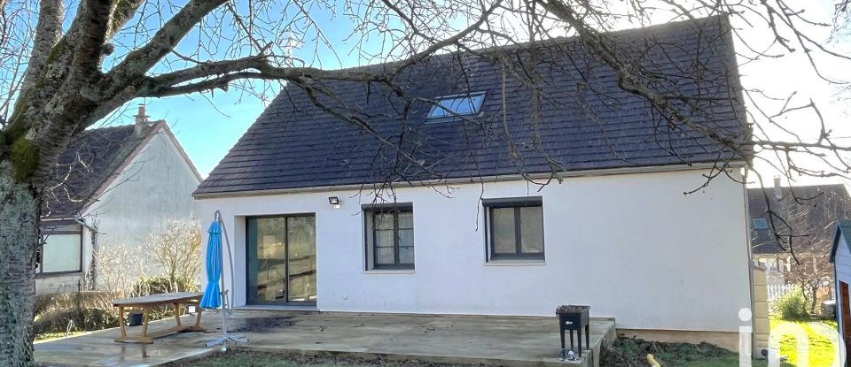 Maison traditionnelle 7 pièces de 130 m² à Attichy (60350)