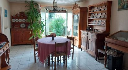 House 4 rooms of 96 m² in Rochefort (17300)