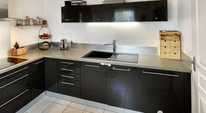 Maison traditionnelle 4 pièces de 84 m² à Poitiers (86000)