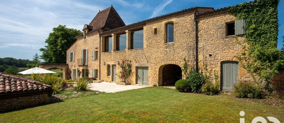 Architect house 8 rooms of 320 m² in Coux et Bigaroque-Mouzens (24220)