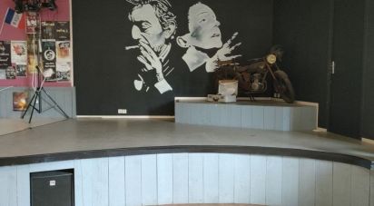 Bar of 300 m² in Nozay (44170)