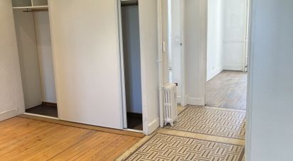 Appartement 3 pièces de 77 m² à Saint-Étienne (42000)