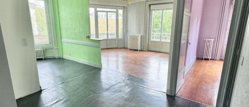 Appartement 3 pièces de 74 m² à Saint-Étienne (42000)