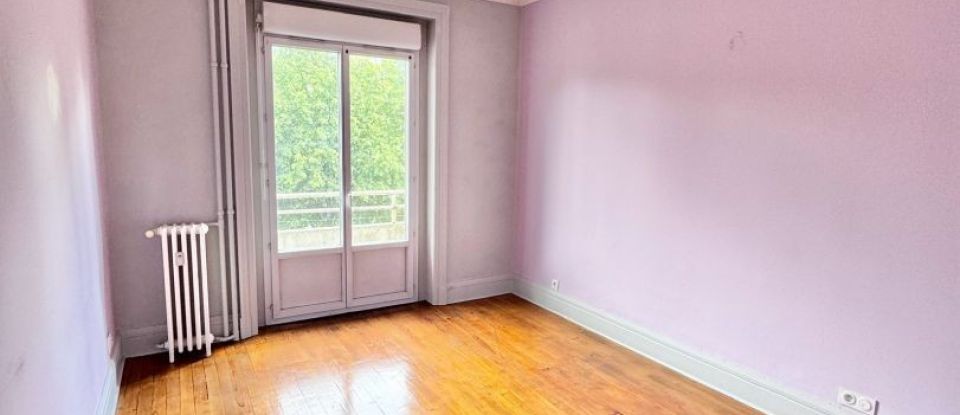 Appartement 3 pièces de 74 m² à Saint-Étienne (42000)