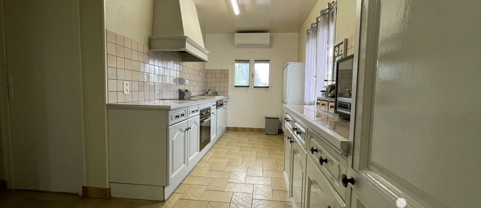 Maison 5 pièces de 132 m² à Montceau-les-Mines (71300)