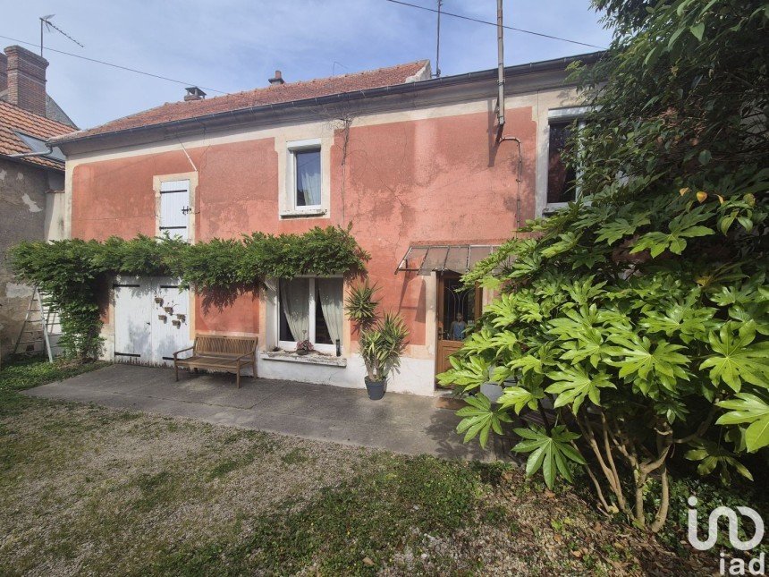 Maison 4 pièces de 100 m² à La Ferté-sous-Jouarre (77260)