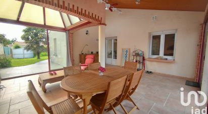 House 6 rooms of 119 m² in Mouilleron-le-Captif (85000)