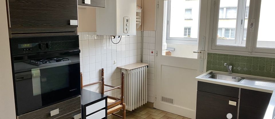 Appartement 3 pièces de 74 m² à Saint-Lô (50000)