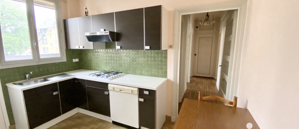 Appartement 3 pièces de 74 m² à Saint-Lô (50000)