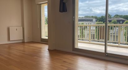 Apartment 4 rooms of 102 m² in Chantilly (60500)