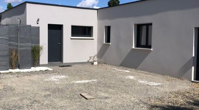 House 4 rooms of 110 m² in Rezé (44400)