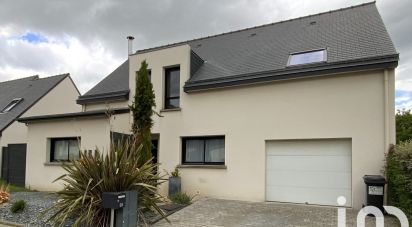 House 8 rooms of 163 m² in Châteaugiron (35410)