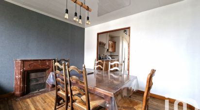 Traditional house 5 rooms of 107 m² in Gourin (56110)