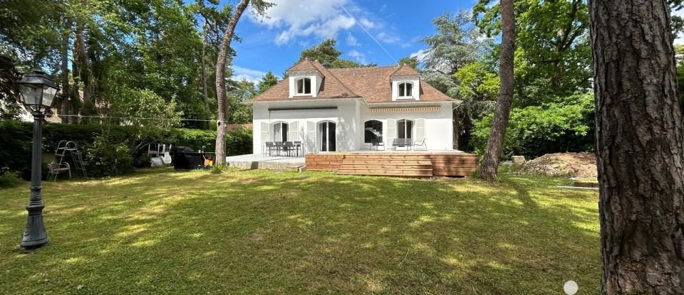 Maison 7 pièces de 162 m² à La Ferté-Alais (91590)