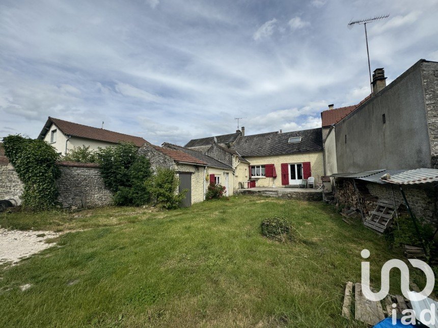 House 4 rooms of 125 m² in Autruy-sur-Juine (45480)