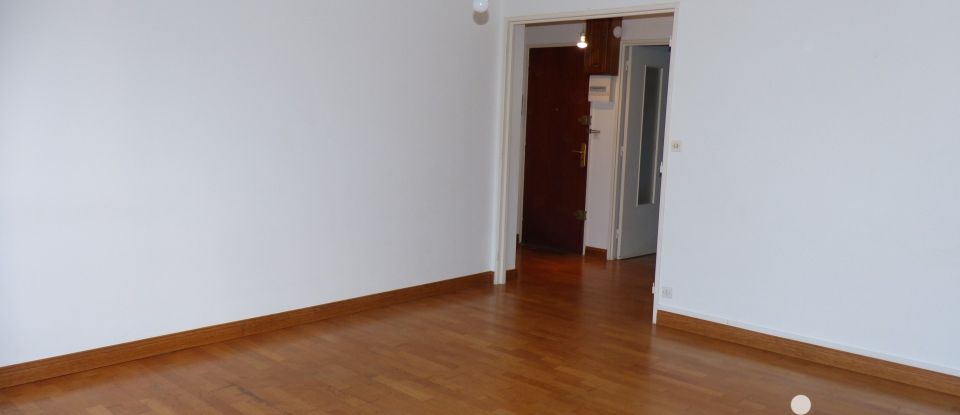 Apartment 3 rooms of 80 m² in Redon (35600)