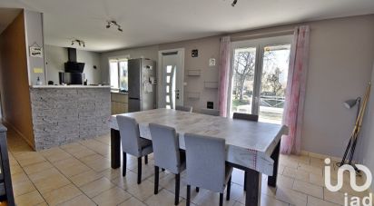 Traditional house 5 rooms of 100 m² in Saint-Cyr (71240)
