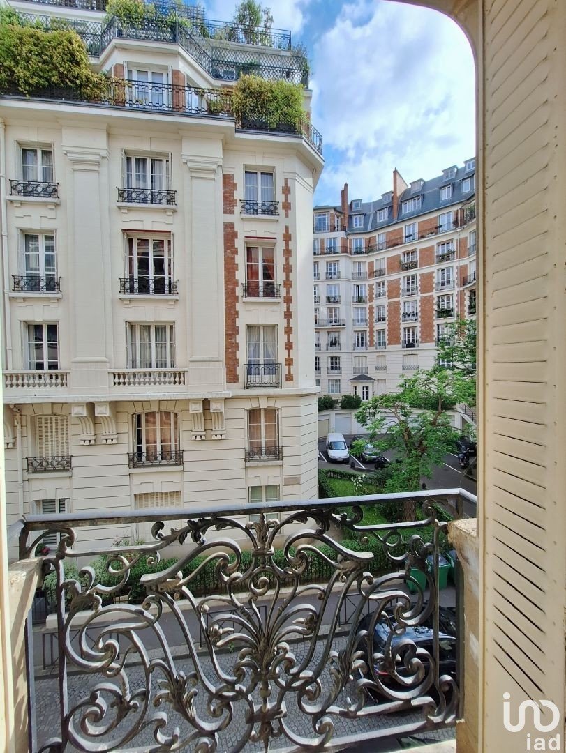 Appartement 4 pièces de 88 m² à Paris (75016)