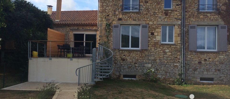 Maison de campagne 10 pièces de 298 m² à Sagelat (24170)