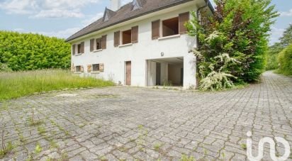 House 4 rooms of 116 m² in Prévessin-Moëns (01280)