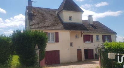 Maison 7 pièces de 245 m² à Curgy (71400)