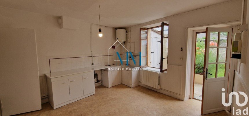 Town house 3 rooms of 69 m² in Angerville (91670)