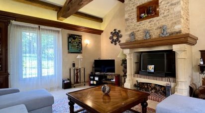 House 10 rooms of 260 m² in Marcillac-Saint-Quentin (24200)