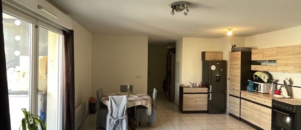 Appartement 3 pièces de 67 m² à Marseille (13010)