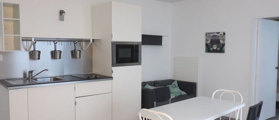 Immeuble de 300 m² à Châtellerault (86100)