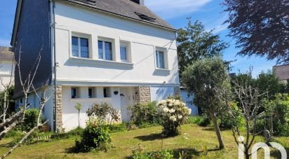 House 6 rooms of 125 m² in Gourin (56110)