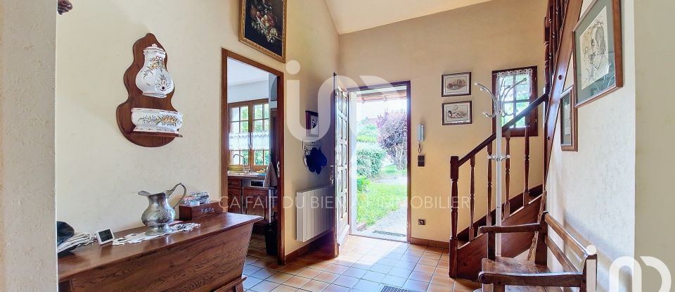 Traditional house 5 rooms of 125 m² in Germigny-l'Évêque (77910)