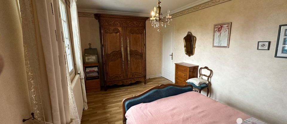 Town house 4 rooms of 81 m² in Saint-Hilaire-du-Harcouët (50600)