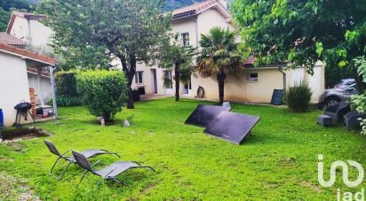 House 5 rooms of 165 m² in Le Gua (38450)