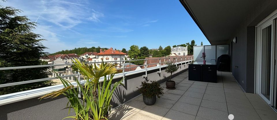 Apartment 4 rooms of 77 m² in Villenoy (77124)