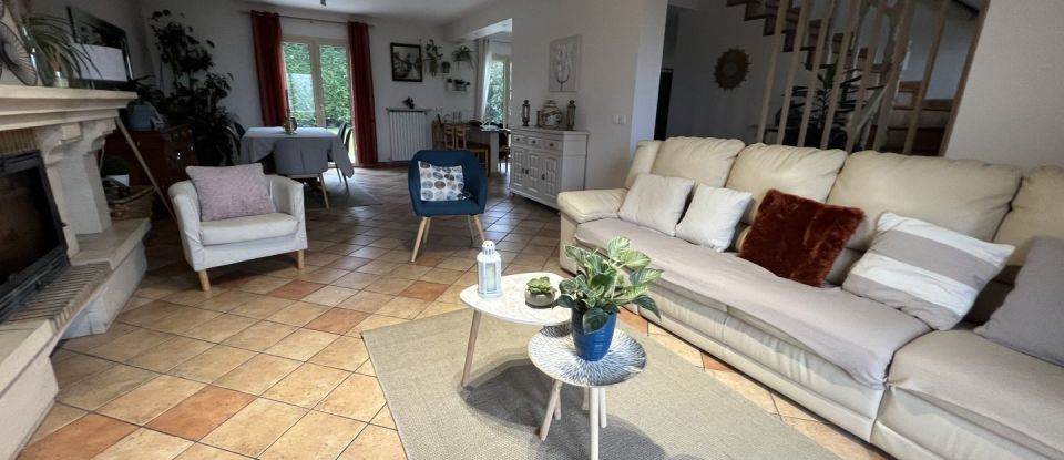 Maison 5 pièces de 135 m² à Dammartin-en-Goële (77230)