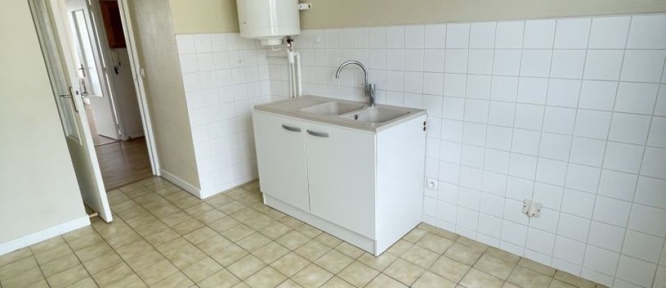 Apartment 3 rooms of 70 m² in Limoges (87100)