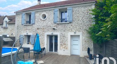 House 7 rooms of 123 m² in Tacoignières (78910)