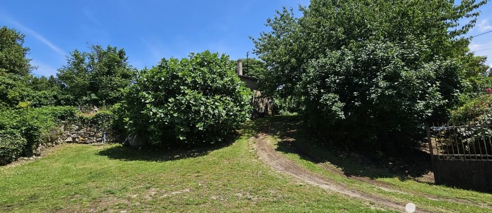 Maison de campagne 3 pièces de 64 m² à Mouthiers-sur-Boëme (16440)