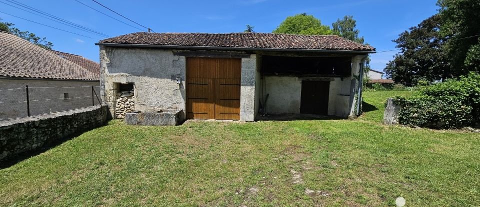 Maison de campagne 3 pièces de 64 m² à Mouthiers-sur-Boëme (16440)