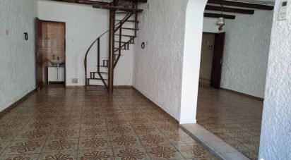 House 4 rooms of 70 m² in Leucate (11370)