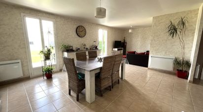 House 4 rooms of 94 m² in Villers-sur-Auchy (60650)