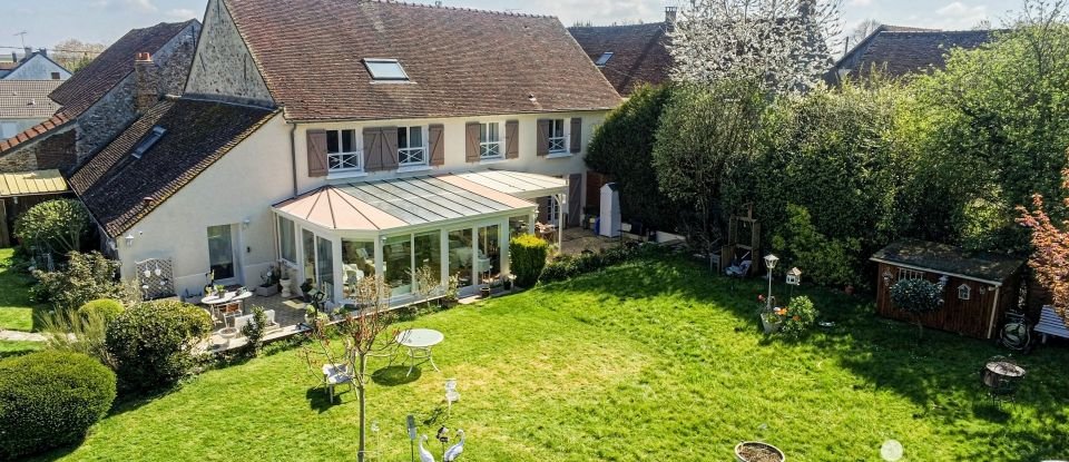 Maison 8 pièces de 240 m² à Boissy-le-Châtel (77169)