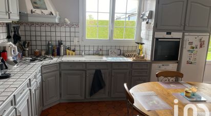 House 8 rooms of 184 m² in Saussay-la-Campagne (27150)