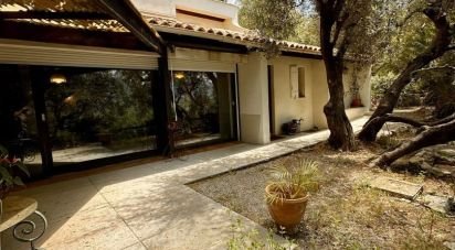 Architect house 5 rooms of 91 m² in Gilette (06830)