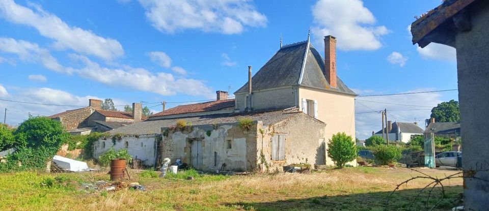 Maison 5 pièces de 121 m² à Thouars (79100)