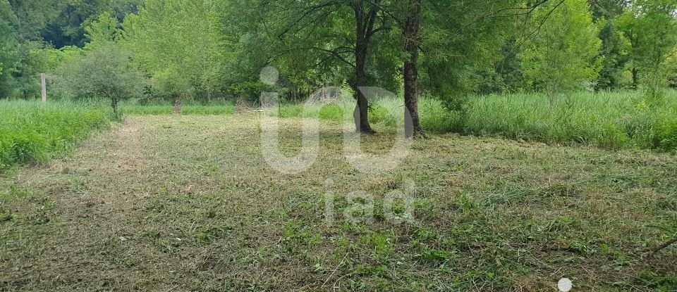 Terrain Loisirs de 960 m² à - (37320)