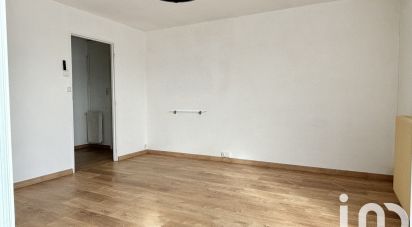 Apartment 3 rooms of 57 m² in Saint-Jean-de-la-Ruelle (45140)