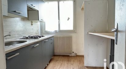 Appartement 3 pièces de 57 m² à Saint-Jean-de-la-Ruelle (45140)