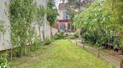 Maison traditionnelle 6 pièces de 141 m² à Asnières-sur-Seine (92600)